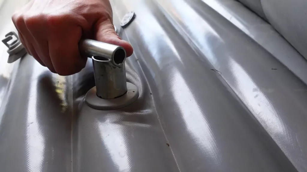 nachziehen mit dem Ventilschlüssel